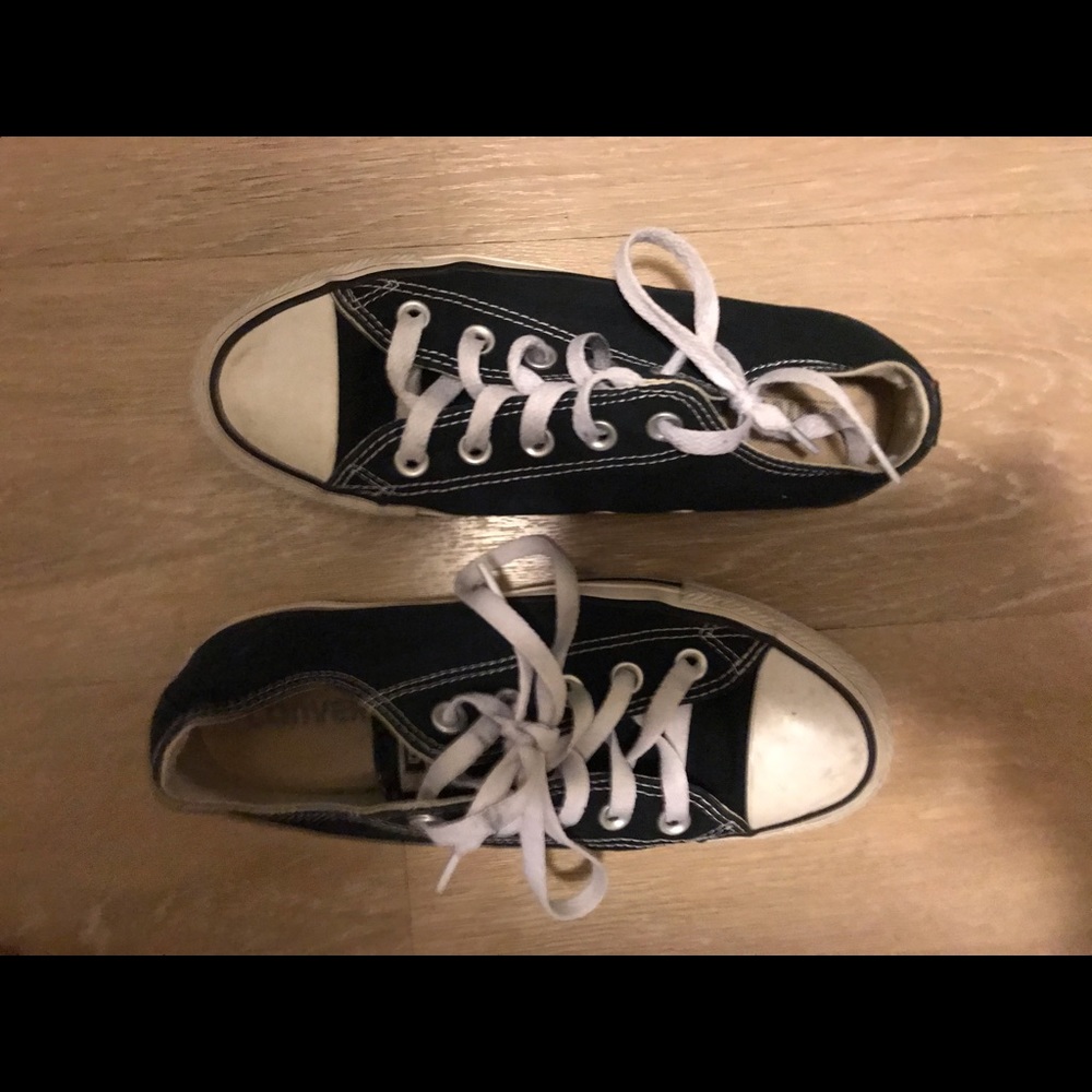 Women’s converse